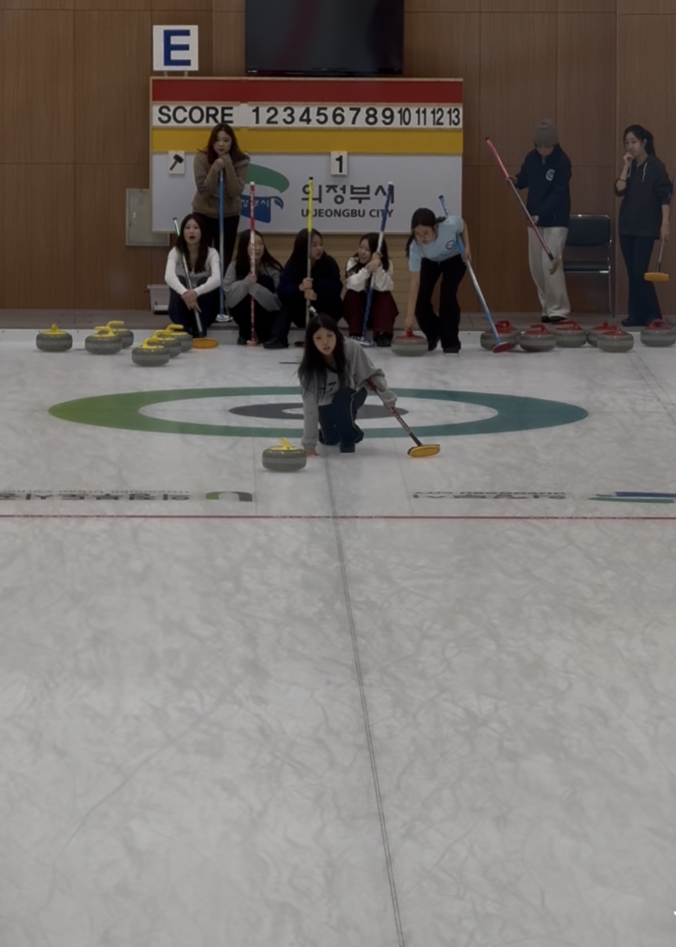 Curling shot